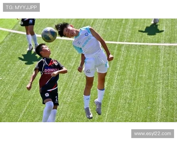 贵州榕江18名孩子受邀观看苏超比赛 见证足球梦想的飞跃 贵州榕江18名孩子受邀观看苏超比赛 见证足球梦想的飞跃